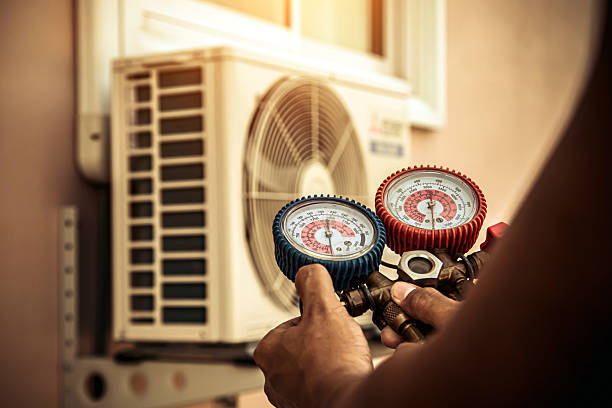 Professional Hvac technician working in Rogersville, PA